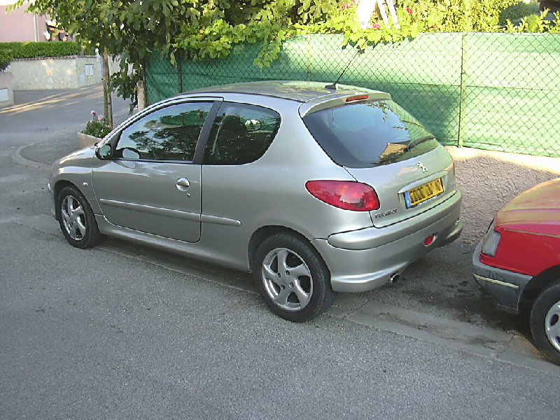 http://divers.photos.chez-alice.fr/forum/206/DSCN0879.jpg